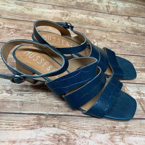 Musse & Cloud 41 US 10 Teal Blue Block Heels Ankle Strap Open Toe EUC